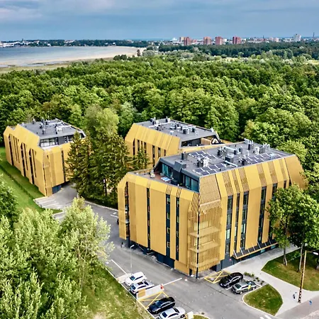 Premium Seaside Escape With Forest View And Free Parking Апартаменты *