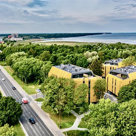 Premium Seaside Escape With Forest View And Free Parking Tallinn