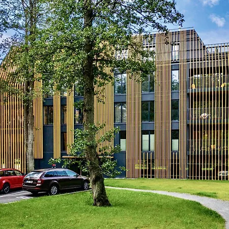 Premium Seaside Escape With Forest View And Free Parking Daire *